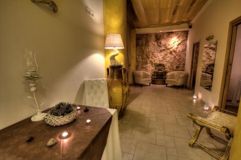 Hotel Madonna Delle Grazie Ceglie Messapica Exterior photo