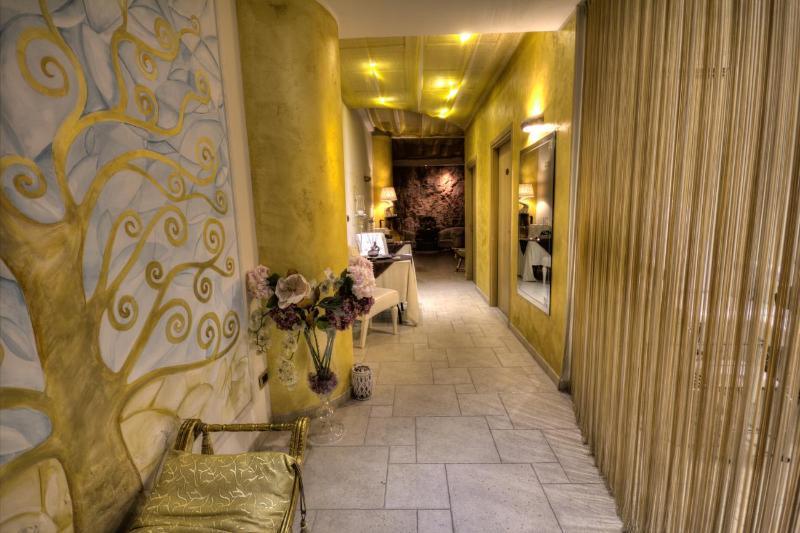 Hotel Madonna Delle Grazie Ceglie Messapica Exterior photo